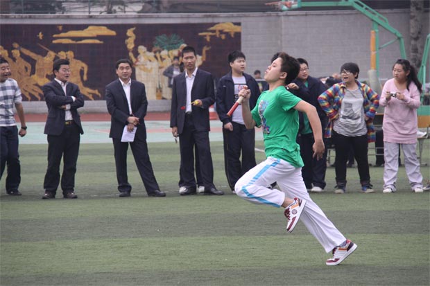 2011郑州五中运动会30*40接力赛