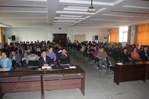 全体老师参加了交流会